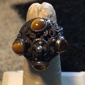 Vintage filigree ring with tiger’s eye cabochons